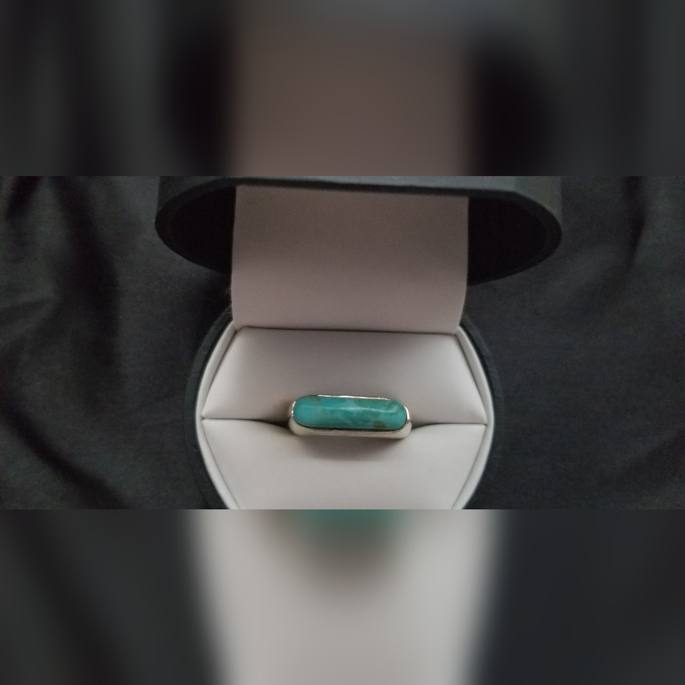 Turquoise & Sterling Silver Ring Size 7.5